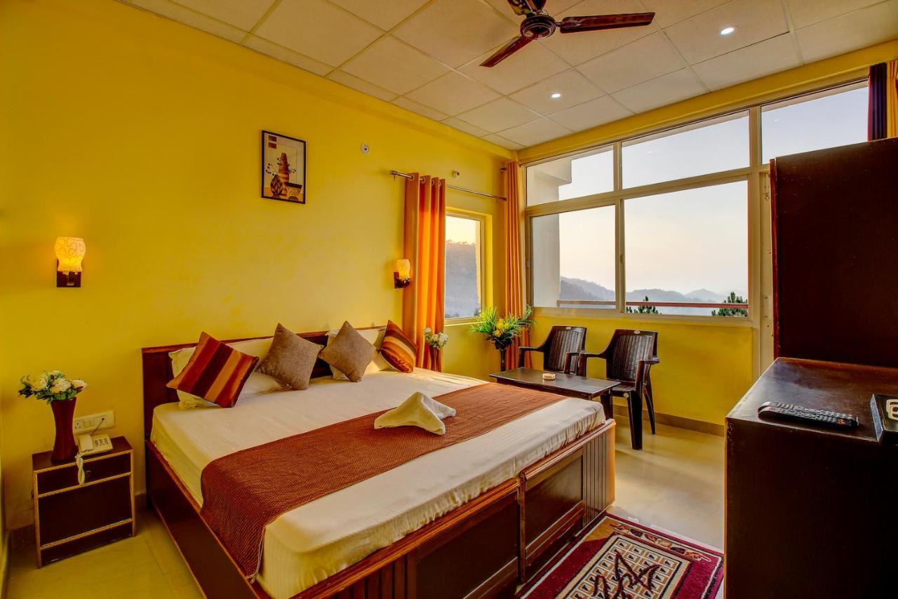 Hotel Himalayan View Лансдаун Екстер'єр фото