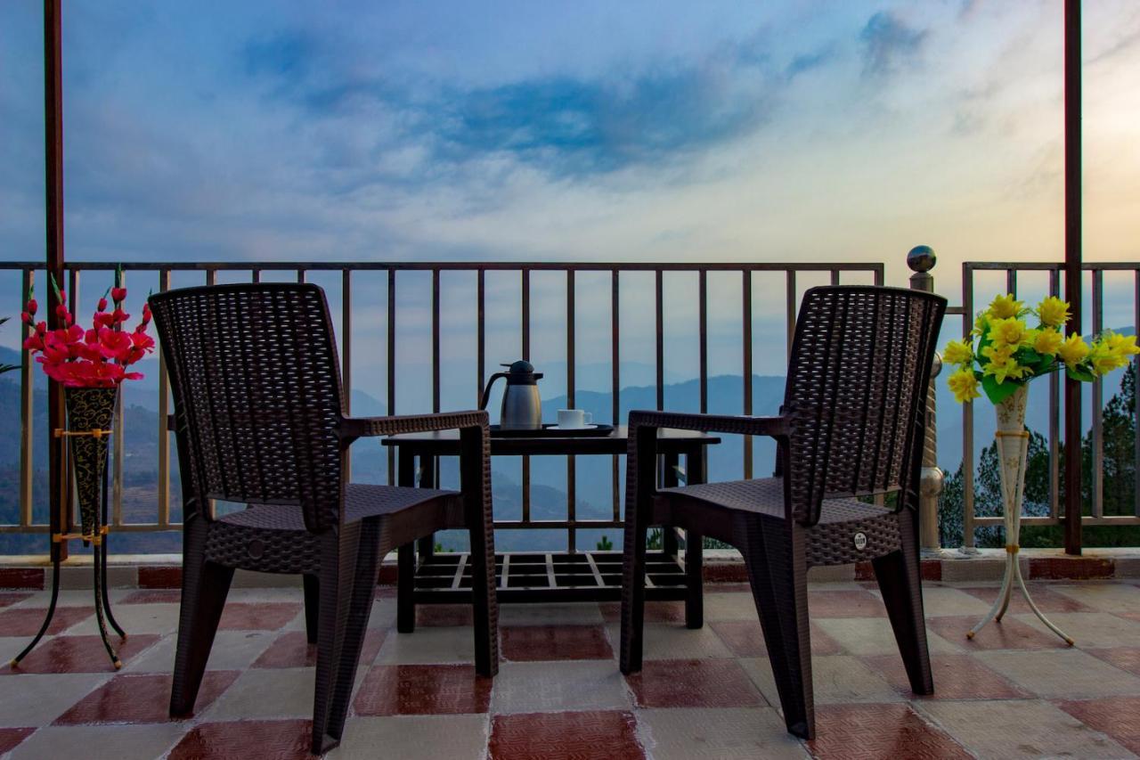 Hotel Himalayan View Лансдаун Екстер'єр фото