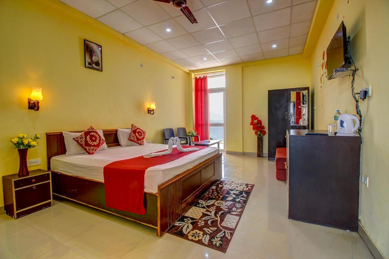 Hotel Himalayan View Лансдаун Екстер'єр фото