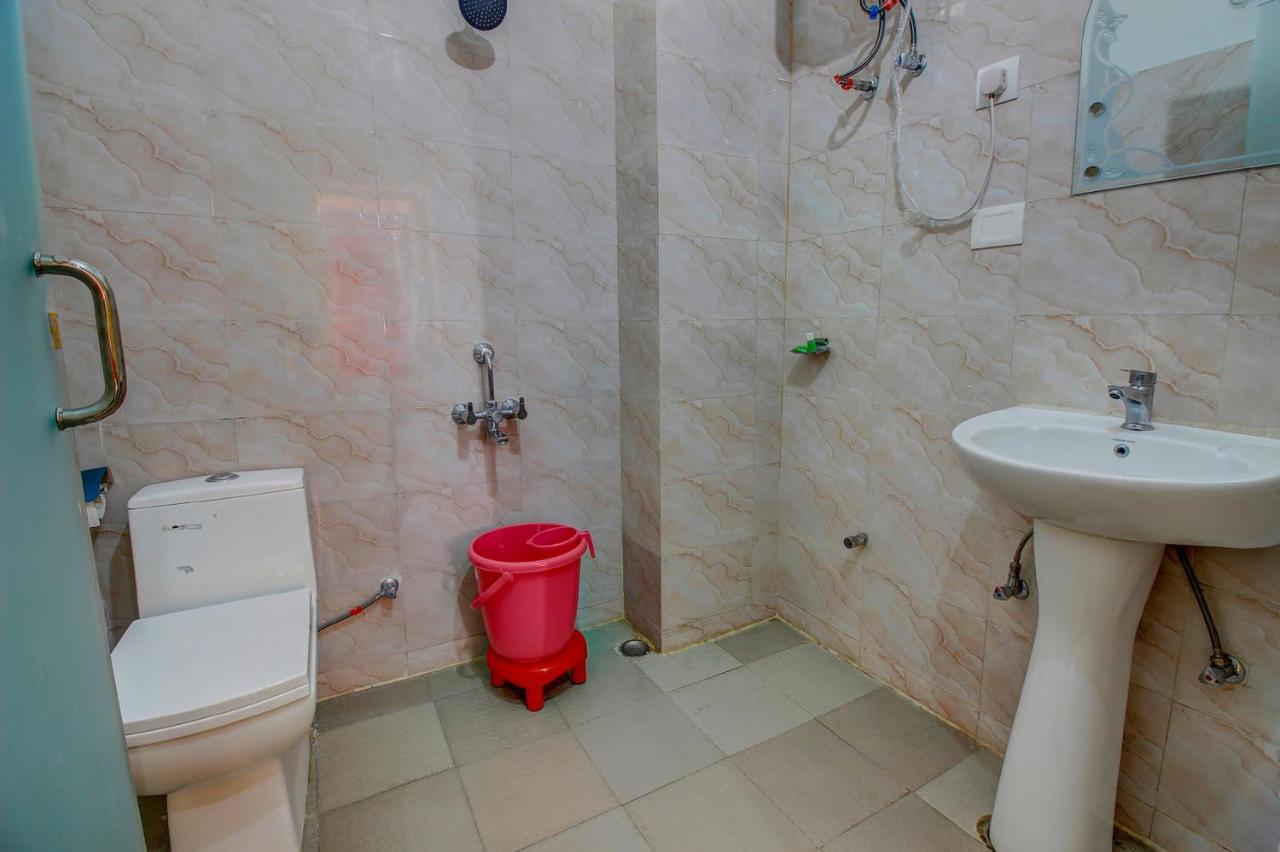 Hotel Himalayan View Лансдаун Екстер'єр фото