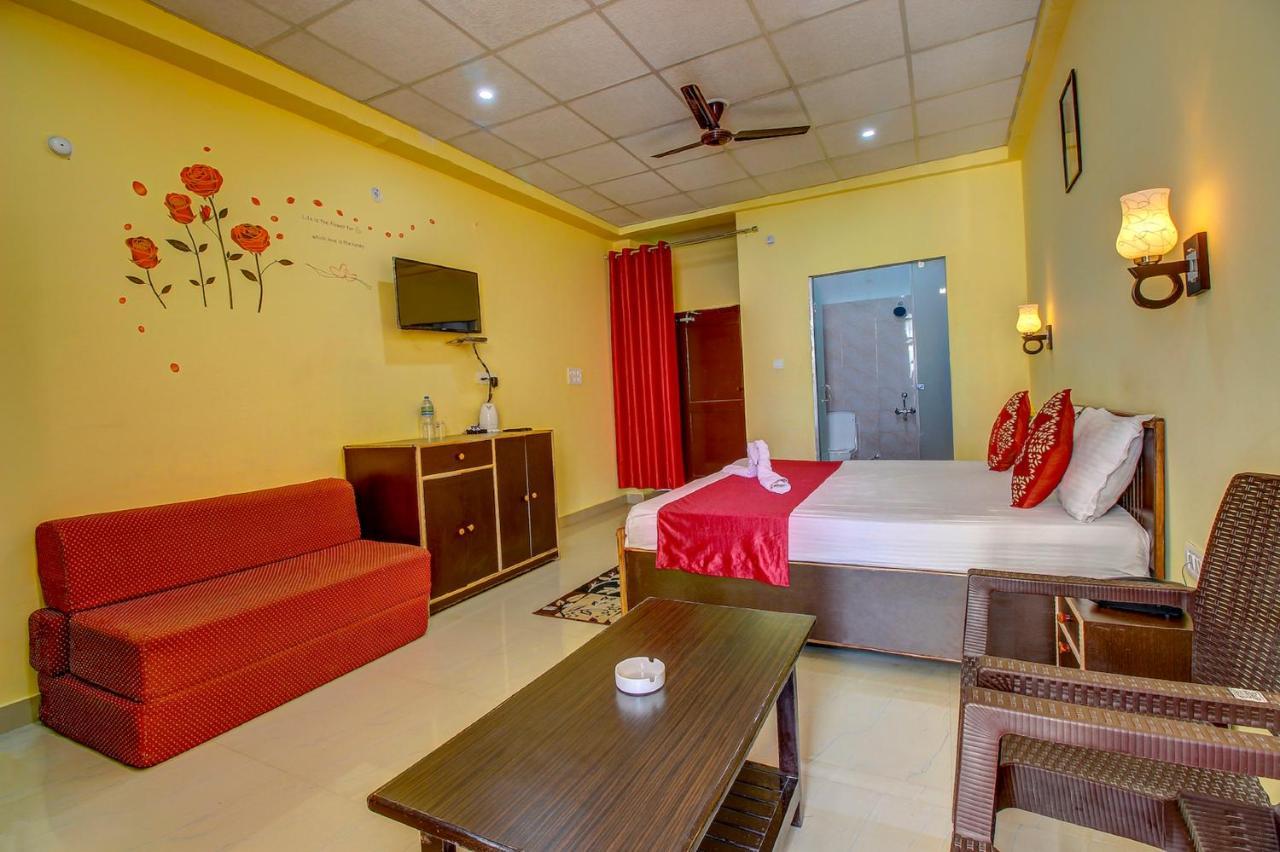 Hotel Himalayan View Лансдаун Екстер'єр фото